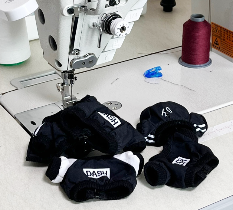 #rt  
❤️모두 너무 고생 많으셨습니다.❤️
기쁜 날 모두와 함께 나누고 싶습니다.
10cm 솜인형 의상 데쉬 화이트 세트 1분께 보내드립니다.
행복한 4월 4일 보내세요!!