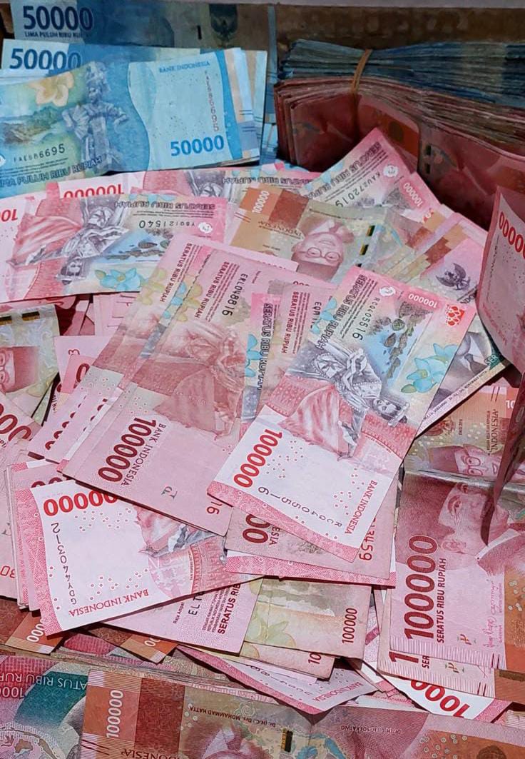 memeeetjawa's tweet photo. Manifesting tahun 2025, cuman ini aja yaallah : https://t.co/dv5WIGwQpM