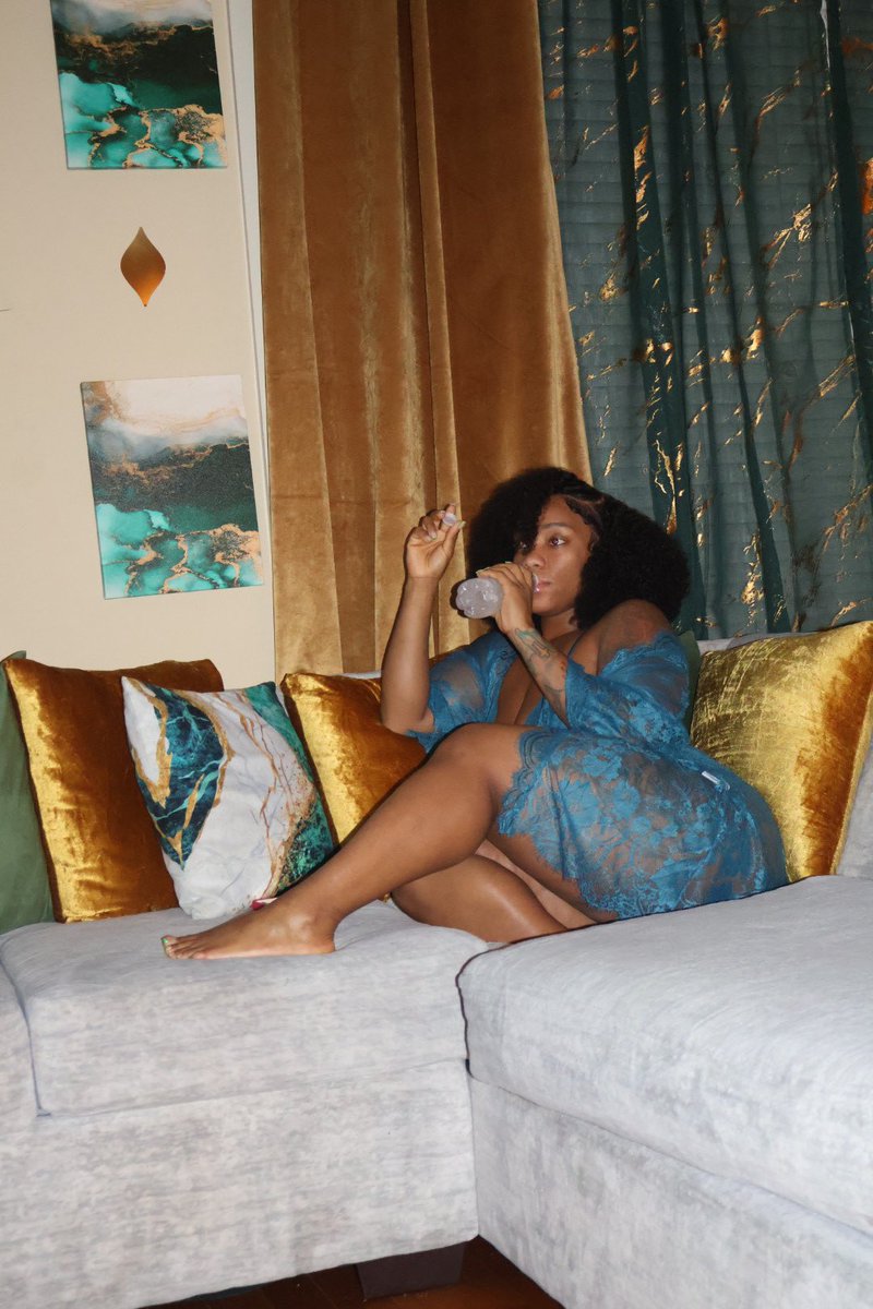 Cuddles or  No cuddles? #linkinbio
