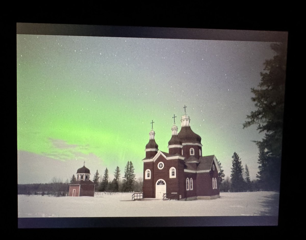 tracygregorash's tweet image. 10:21pm, south of #ethlebert #manitoba #Backofcamera #aurora