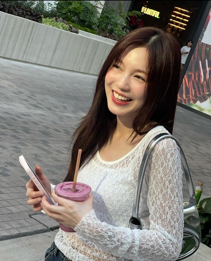 ᅟ𝐖. 𝐀ᅟ:ᅟ𐍂𝐀𝐕𝐄𝐍 ┈ ℭ𝐑𝐎𝐖ᅟ tweet media