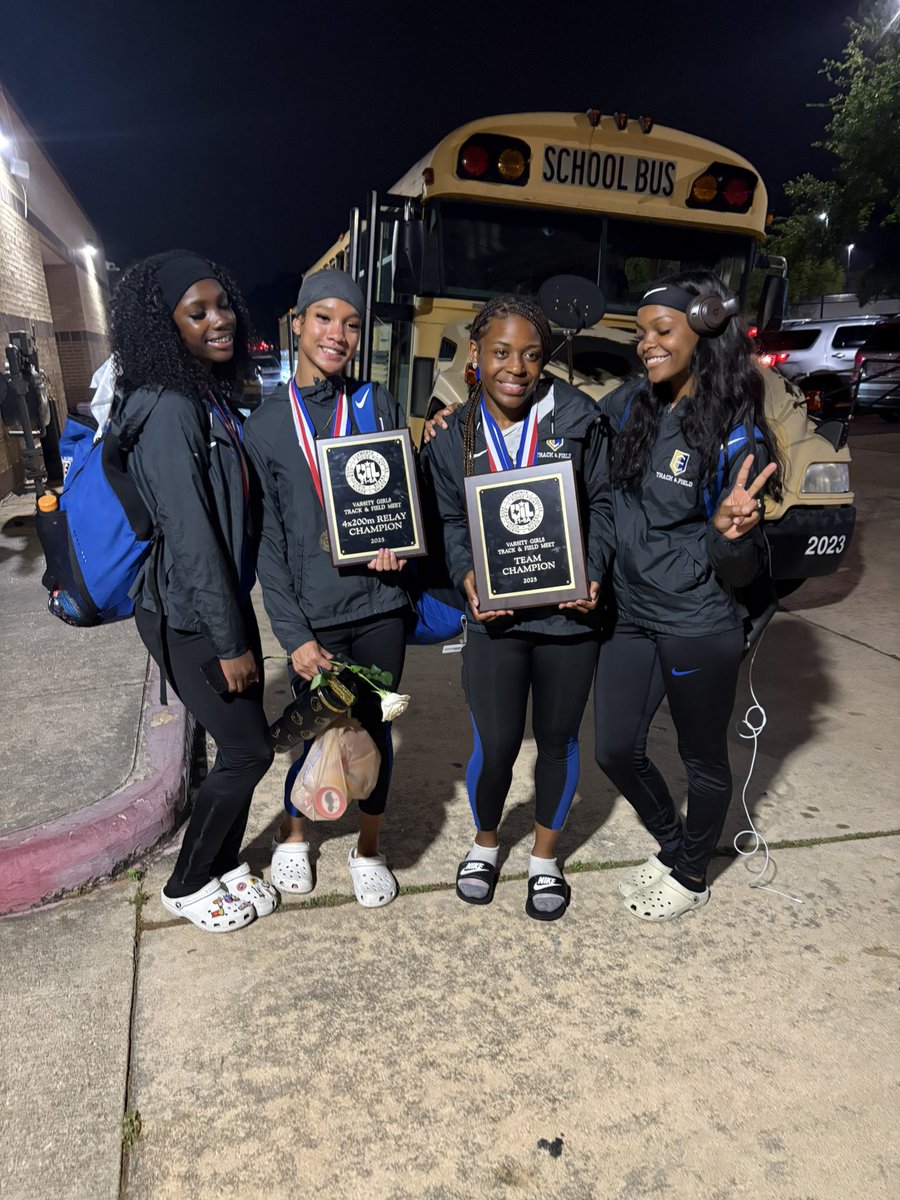 Congratulations Elkins Girls Varsity District 21 6A Champions !@FBISDAthletics <a href="/CourtneyMuceus/">Courtney Muceus</a> <a href="/djackson11SU/">DJackson</a>