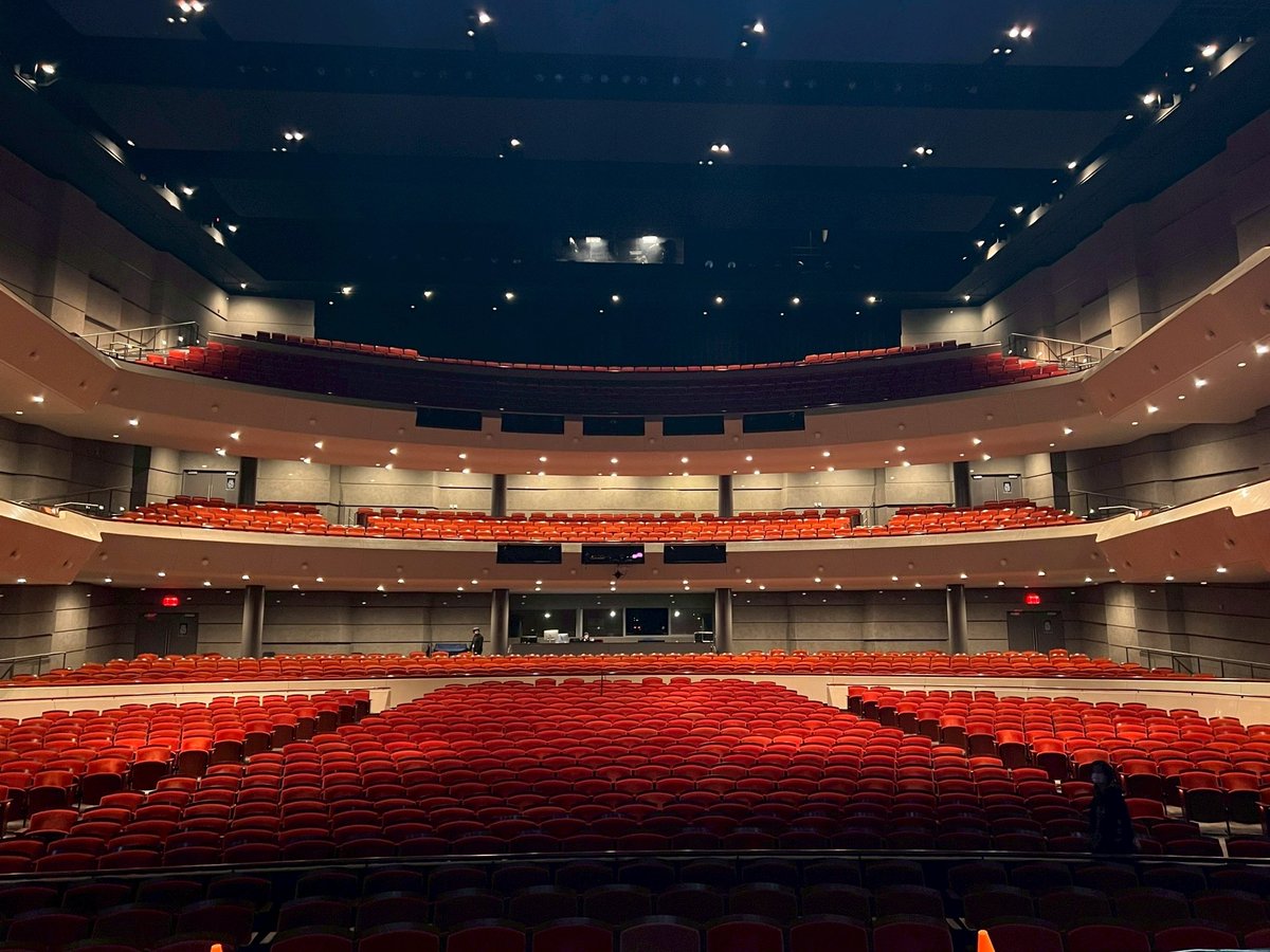 #SailorMoonTheSuperLive ♡彡

ミッドランドでの公演ありがとうございました！
今日も最高に楽しかったです！！
みんなで壁にサインを書かせて頂きましたᝰ✍🏻

Thank you Midland!
It was so much fun!💞

#SailorMoon #SailorJupiter #セーラームーン