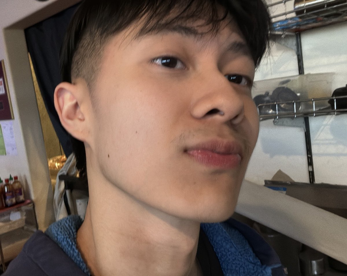 jachkyx's tweet photo. boy / toy https://t.co/powURAPmTK