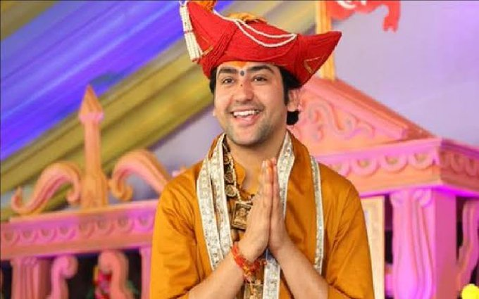 TheIncNews's tweet image. अब समय आ गया है बाबा बागेश्वर जैसे नफरती कैंसर का इलाज किया जाए।  नहीं तो ये पुरे देश को बर्बाद कर देगा 

इसमें आपका साथ चाहिए - 

इस Thread🧵 ट्वीट को पढ़ो💣🔥 और रीट्वीट करो💣💣

 इसको मैंने Expose कर दिया है देखो और मजे लो