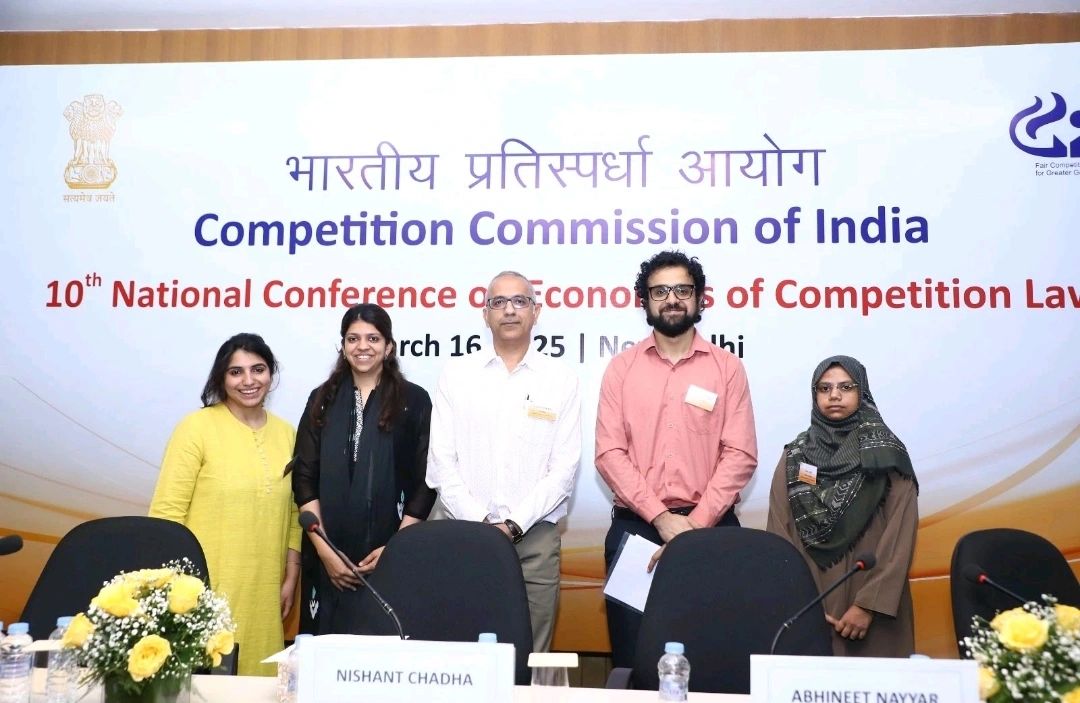 Research update!

@NeatLefty and <a href="/bebaak_suri/">Isha Suri</a> recently presented findings from two upcoming papers on antitrust law and the platform economy - at the 10th National Conference on Economics of Competition Law, hosted by <a href="/CCI_India/">CCI</a>.