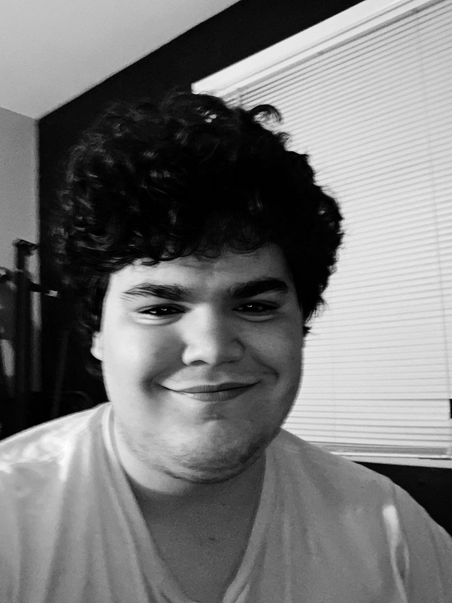 SUOSOSC's tweet image. BREAKING NEWS
Aidan Page, also known as ThatOnePlushyBoi, found alive in his bedroom, age 19