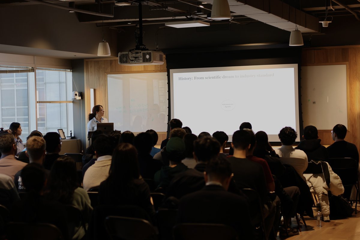 RBCBorealis's tweet image. 👏 We were proud to sponsor TAPNET&apos;s latest event, Agentic AI Roundtable: From #Theory to #Impact.

With talks from #industry and #academic experts, guests learned about #AgenticAI and connected with Toronto’s dynamic #AI #network. 

Check out pictures from the event below. 📸