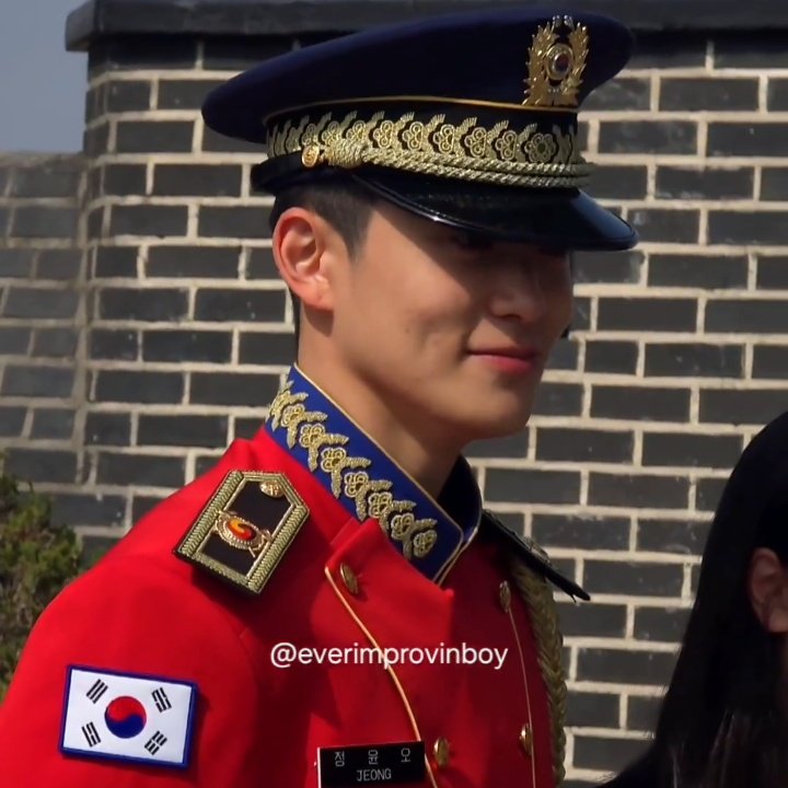 adore_jjh's tweet image. so handsome 🫶🏻