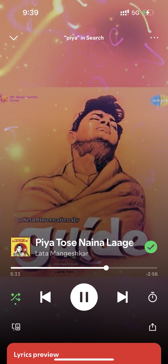 रात को जब चाँद चमके जल उठे तन मेरा 
मैं कहूँ मत करो चंदा इस गली का फेरा …
आना जब सैया मेरा आए .