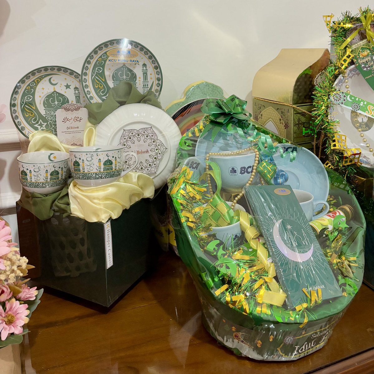 thank you <a href="/HaloBCA/">Halo BCA</a>, happy eid mubarak !