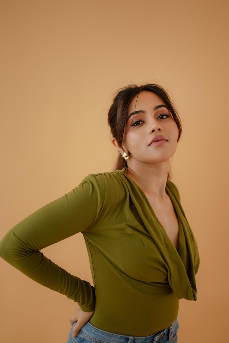 Ramesh Bala (@rameshlaus) on Twitter photo Happy birthday to the talented and gorgeous <a href="/BhavaniSre/">Bhavani sre</a> . May this year bring you more success and happiness.. 🎉 #bhavanisre Happy birthday to the talented and gorgeous <a href="/BhavaniSre/">Bhavani sre</a> . May this year bring you more success and happiness.. 🎉 #bhavanisre