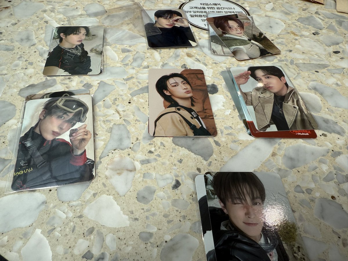 산이 “빼고” 모두가 와주었어요
믿을수가없어요