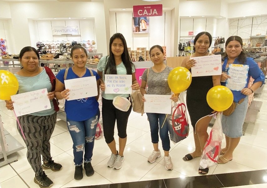 PaolaSmith2812's tweet photo. Gracias mamitas heroínas por acolitarme🙏🏽❤️💪🏽 muy lindos todos sus mensajes alentadores ❤️🙏🏽❤️🎗nutren y llenan de gozo el corazón 💕 #fortaleza #ideotas 💕🙏🏽💡🎗 #soylavoluntariaintensa 🙋🏽♀️🎗❤️💡🙏🏽 #RT https://t.co/KqHkhhqFBb