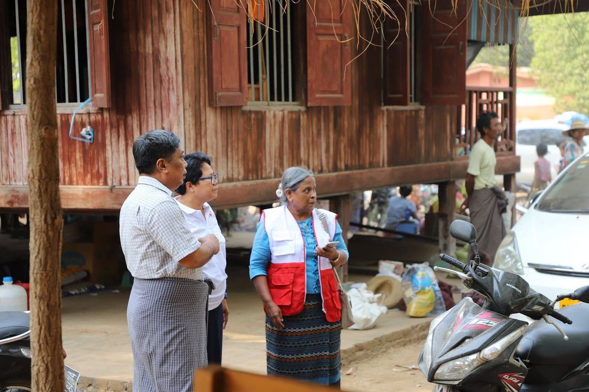 MyanmarRedCross's tweet image. 🚨 MRCS humanitarian assistance from the reinforcing #earthquake #Deployment Team has been in place in #Sagaing since April 2.

We are continuing to deliver vital humanitarian support to communities in need. ❤️‍🩹