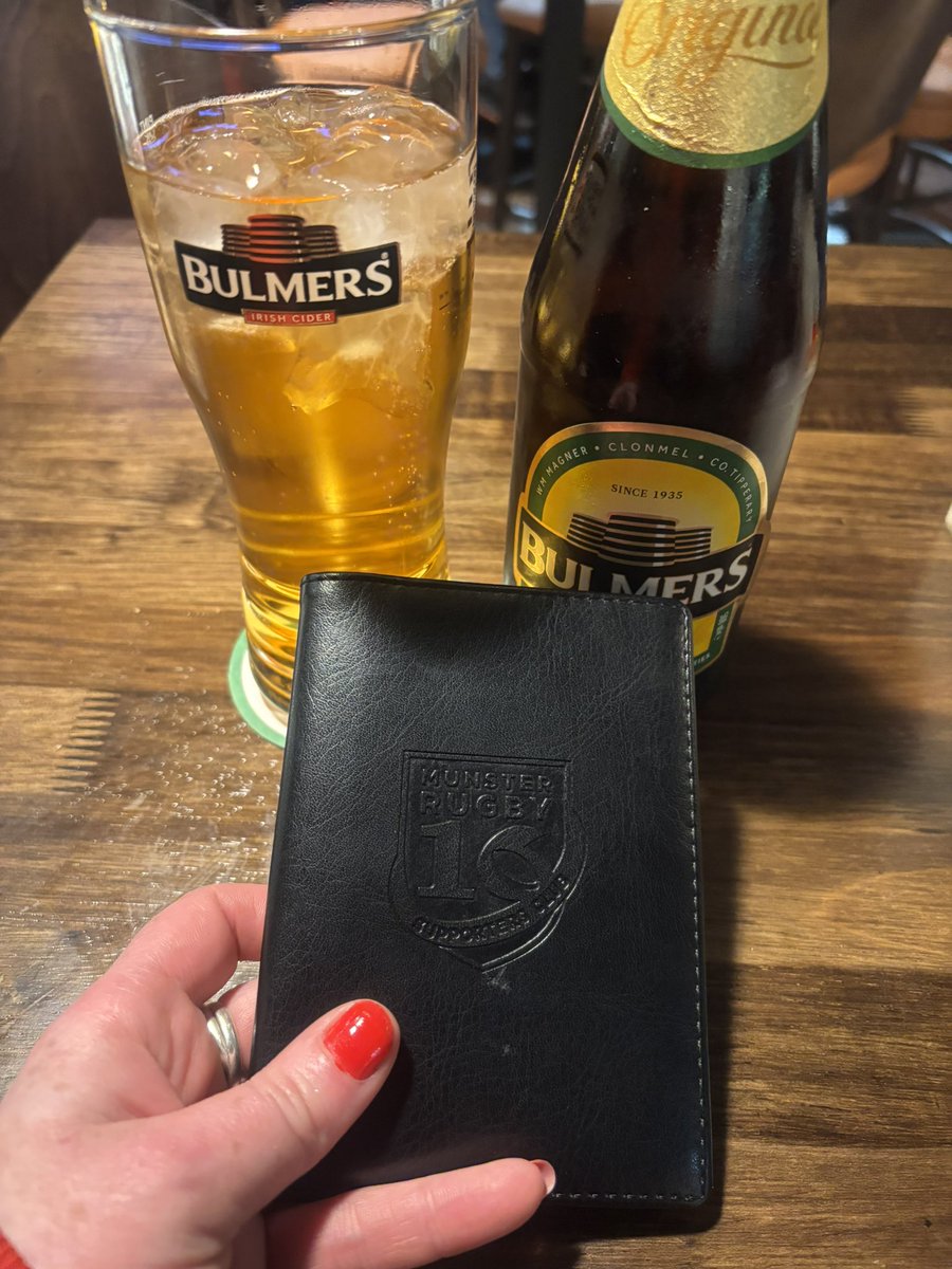 DeirdreMilner's tweet photo. Kerry contingent of @MRSC16 reporting for travel duty.. let the Pilgrimage begin… https://t.co/rBe65WsWGd