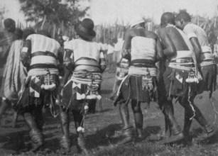 IFAHAMU NGOMA YENYE UWEZO WA KUITA MVUA NA IKANYESHA. 

HISTORIA YA HIYO NGOMA. 

ASILI YA HIYO NGOMA. 

UHIFADHI NA HESHIMA YA HII NGOMA. 

UZI👇🏼