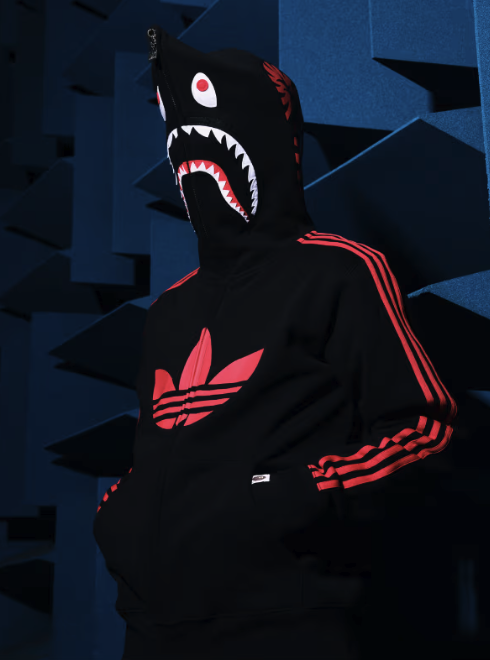SOLELINKS's tweet photo. Ad: BAPE x adidas Collection dropping tomorrow (4/5) at 7am PT/10am ET => https://t.co/dDCKHMy2DP https://t.co/byFuGEuIzi