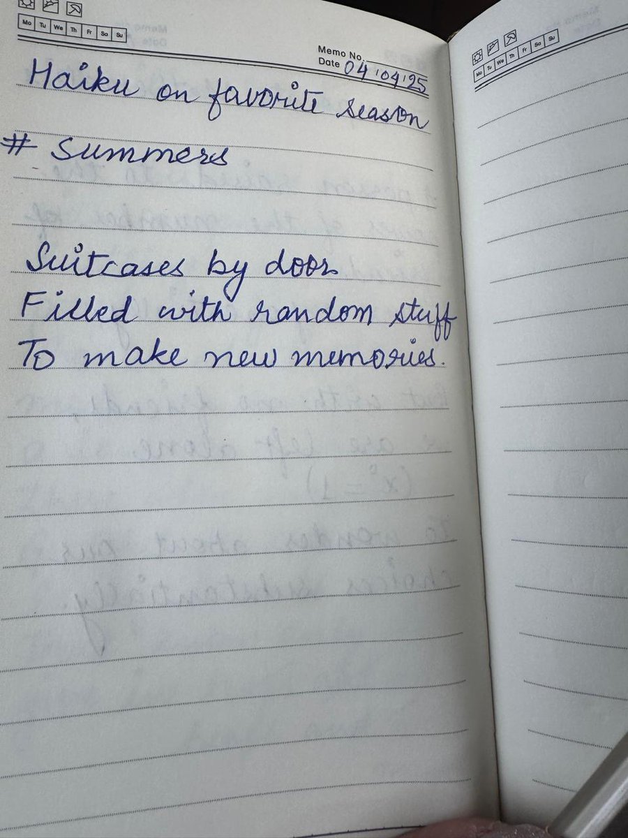 #poetrymonth 
#haikuonfavoriteseason
#summers