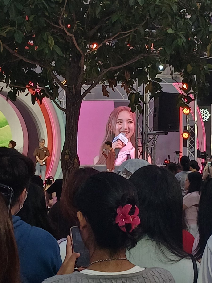 ยองวอนปาตูตี๊ tweet media