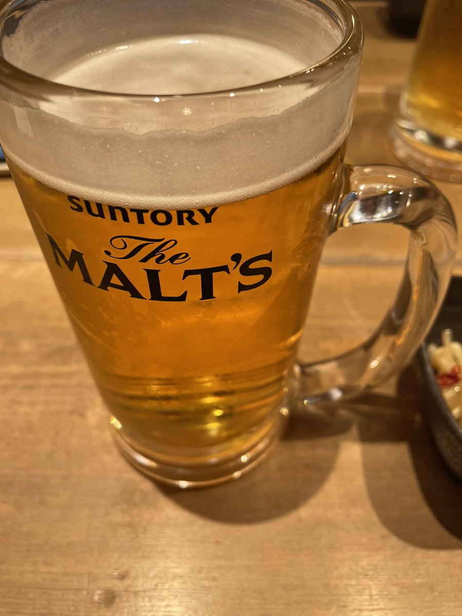 k20210104's tweet photo. 今週もお疲れ様でしたー！
華金にカンパーイ🍻(*･∀-)db(-ω･*) https://t.co/2Xj3pb7Rci