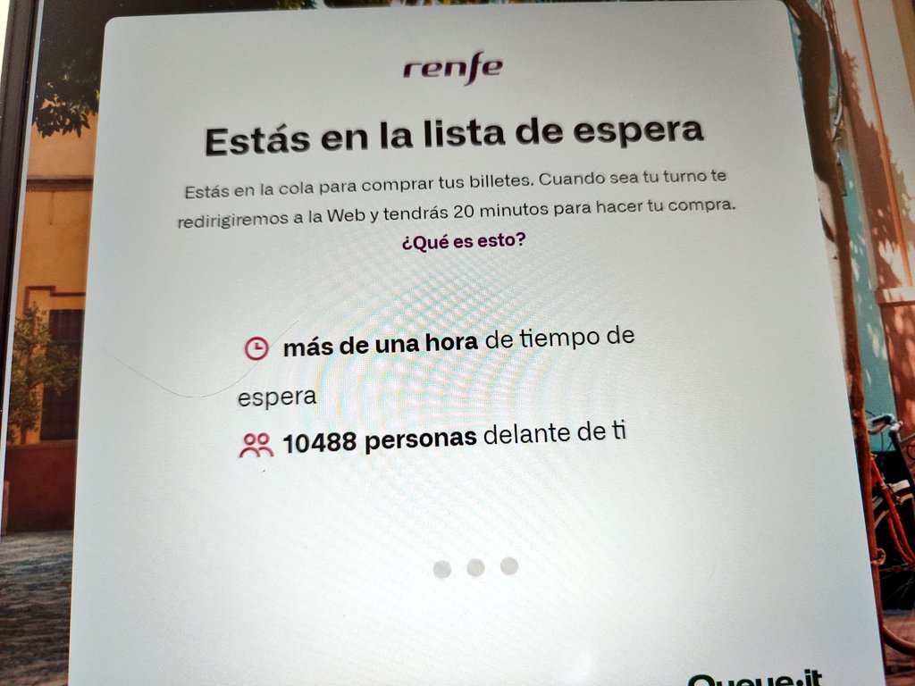 No sé si voy a comprar un billete de <a href="/Renfe/">Renfe</a> o una entrada para Lady Gaga