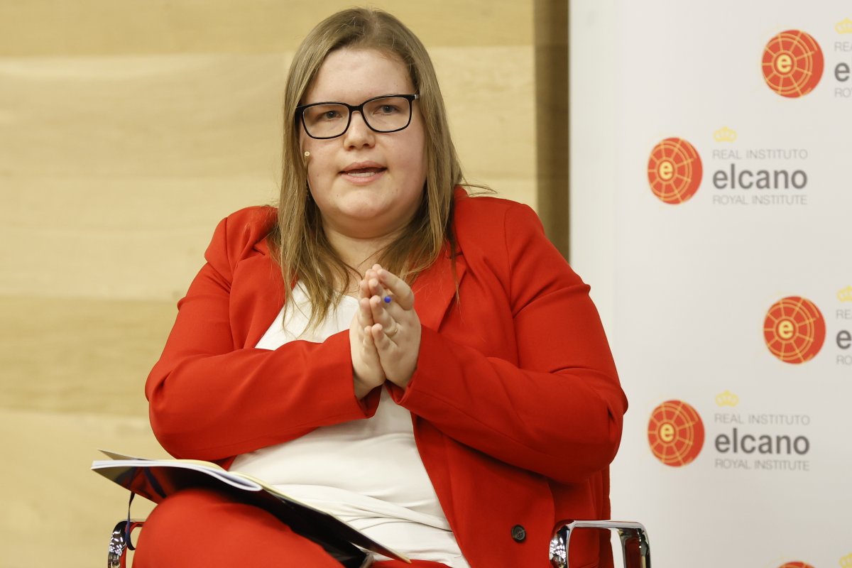 Real Instituto Elcano (@rielcano) on Twitter photo Las tecnologías cuánticas se van a convertir en un vector de seguridad económica en cuanto a la protección de infraestructuras críticas, señala <a href="/RaquelJorgeR/">Raquel Jorge Ricart</a>, investigadora asociada de <a href="/rielcano/">Real Instituto Elcano</a>. #TecnoCuántica Las tecnologías cuánticas se van a convertir en un vector de seguridad económica en cuanto a la protección de infraestructuras críticas, señala <a href="/RaquelJorgeR/">Raquel Jorge Ricart</a>, investigadora asociada de <a href="/rielcano/">Real Instituto Elcano</a>. #TecnoCuántica