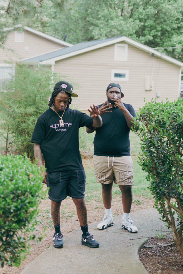1bossmanRR's tweet photo. LONGLIVEOURBROTHERTRIPP
FREEOURBROTHERLILTEEZY
Me @NROCASSH da heart &amp; soul of dis LOE/NRO shit definition of loyalty over everything https://t.co/vakKiRoLxx