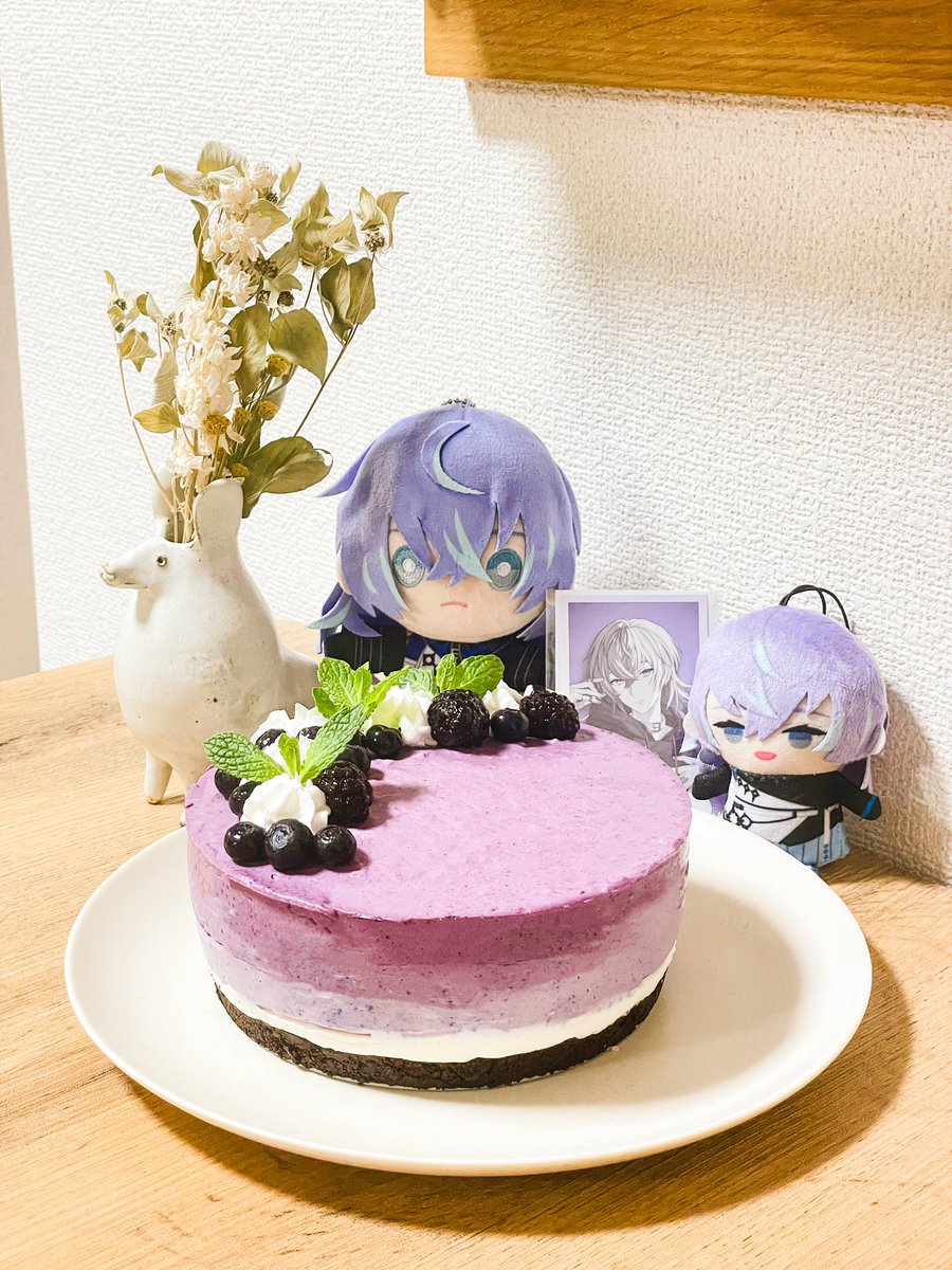 coirooon's tweet photo. 🌸㊗️星導さん3Dお披露目🎈🎊
めでたいのでケーキを作りました
ますますのご活躍を応援しております✊
#インショウ派　#星導3Dショー https://t.co/uxrDeW16aj