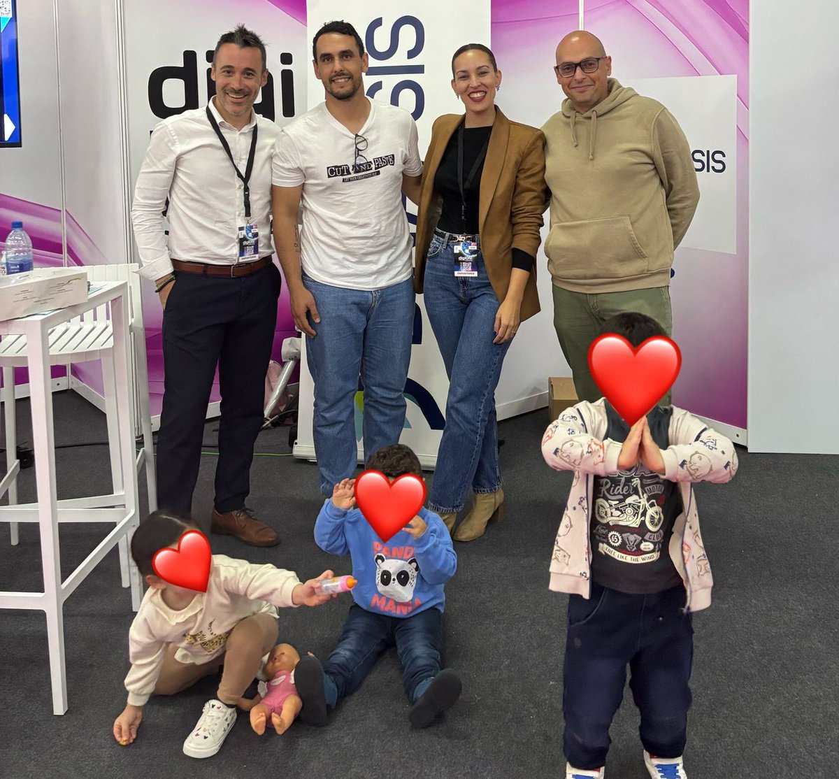 Canaragua (@canaragua) on Twitter photo ¡Gran jornada para conocer de primera mano grandes iniciativas y compartir impresiones con las nuevas generaciones, tan comprometidas 🫂 con la #TransformaciónDigital y la #sostenibilidad!
¡Todo un lujo! 🙌
Participamos con un Stand de <a href="/dinapsis/">Dinapsis</a> #Canarias en #digiON - <a href="/infecar/">Infecar Feria de Gran Canaria</a> ¡Gran jornada para conocer de primera mano grandes iniciativas y compartir impresiones con las nuevas generaciones, tan comprometidas 🫂 con la #TransformaciónDigital y la #sostenibilidad!
¡Todo un lujo! 🙌
Participamos con un Stand de <a href="/dinapsis/">Dinapsis</a> #Canarias en #digiON - <a href="/infecar/">Infecar Feria de Gran Canaria</a>