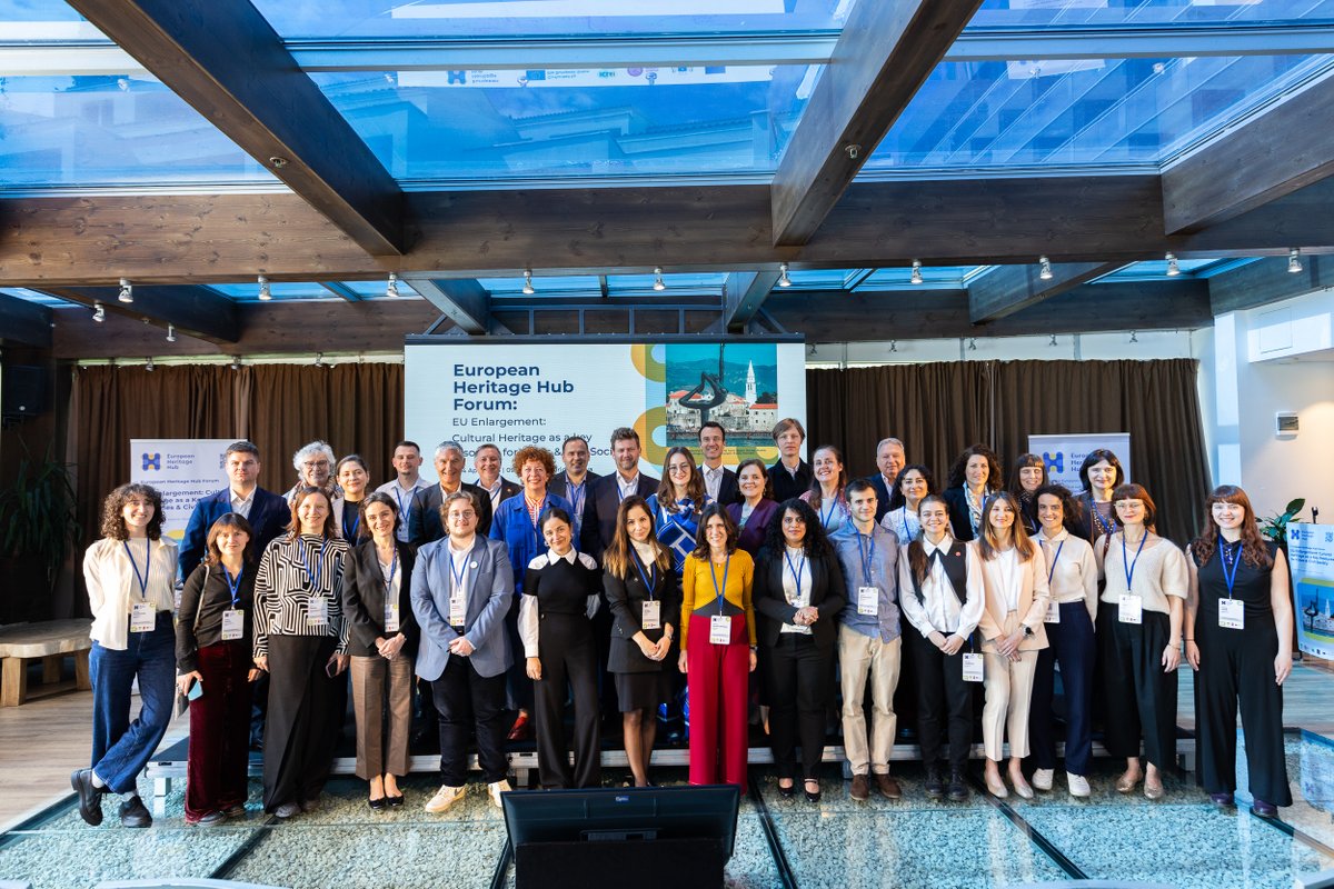 EurHeritageHub's tweet image. A huge thank you to all for joining - and a special mention to our fantastic #HubForum speakers!

Did you enjoy the discussions? 💬 We&apos;ll keep the conversation going in the #SocialTransformation group on the Social Forum! Sign up  👉 forum.europeanheritagehub.eu