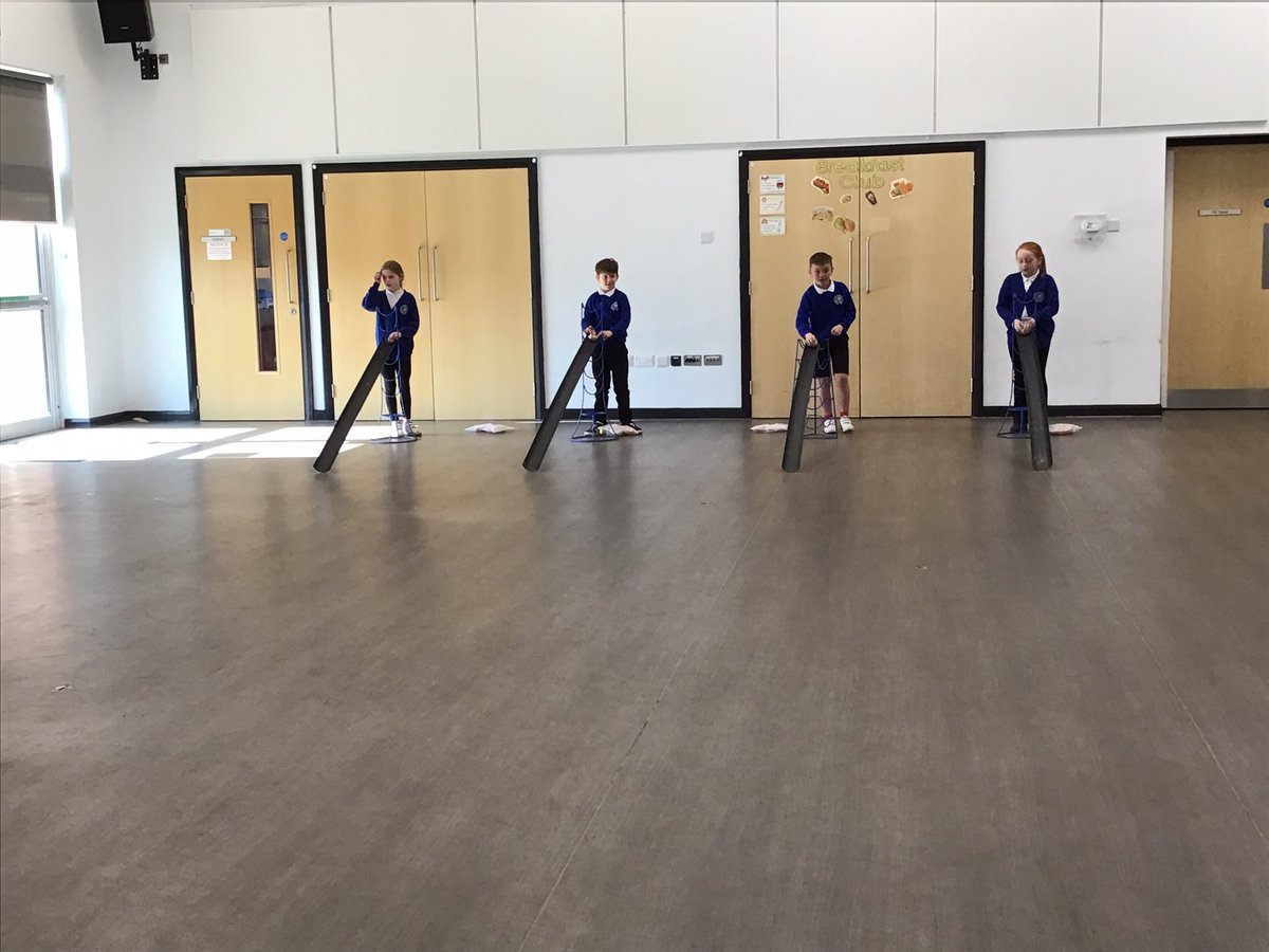 HilderthorpeSch's tweet photo. Year 4 had a ‘cracking’ time this morning…and we have some ‘eggs-ellent’ egg rollers! Bonus dojo’s were awarded for supporting each other snd showing respect. No eggs were damaged in this competition #hildyear4 #hildvalues #hildRE https://t.co/GUJUWVKoTY