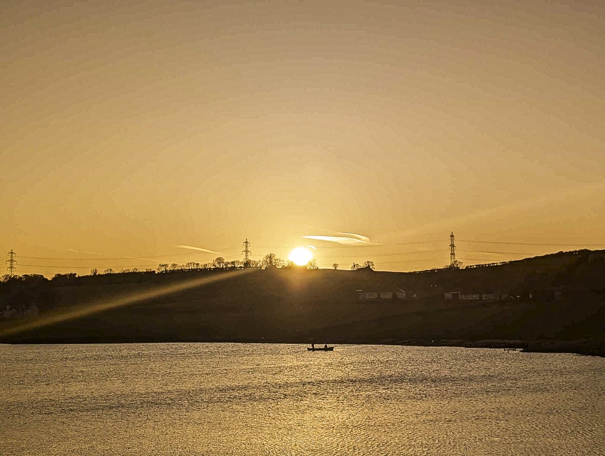 Gerard McCreesh (@gerardmccr12704) on Twitter photo Fantastic weather for those setting sail, both big & small! <a href="/WeatherAisling/">Aisling Creevey</a> <a href="/Louise_utv/">Louise Small</a> <a href="/bbcweather/">BBC Weather</a> <a href="/ScenesOfUlster/">Scenes of Ulster</a> <a href="/ThePhotoHour/">#ThePhotoHour</a> <a href="/barrabest/">Barra Best</a> <a href="/angie_weather/">angie phillips</a> <a href="/WeatherCee/">Cecilia Daly</a> <a href="/CarlingfordIRE/">Carlingford Lough</a> Fantastic weather for those setting sail, both big & small! <a href="/WeatherAisling/">Aisling Creevey</a> <a href="/Louise_utv/">Louise Small</a> <a href="/bbcweather/">BBC Weather</a> <a href="/ScenesOfUlster/">Scenes of Ulster</a> <a href="/ThePhotoHour/">#ThePhotoHour</a> <a href="/barrabest/">Barra Best</a> <a href="/angie_weather/">angie phillips</a> <a href="/WeatherCee/">Cecilia Daly</a> <a href="/CarlingfordIRE/">Carlingford Lough</a>
