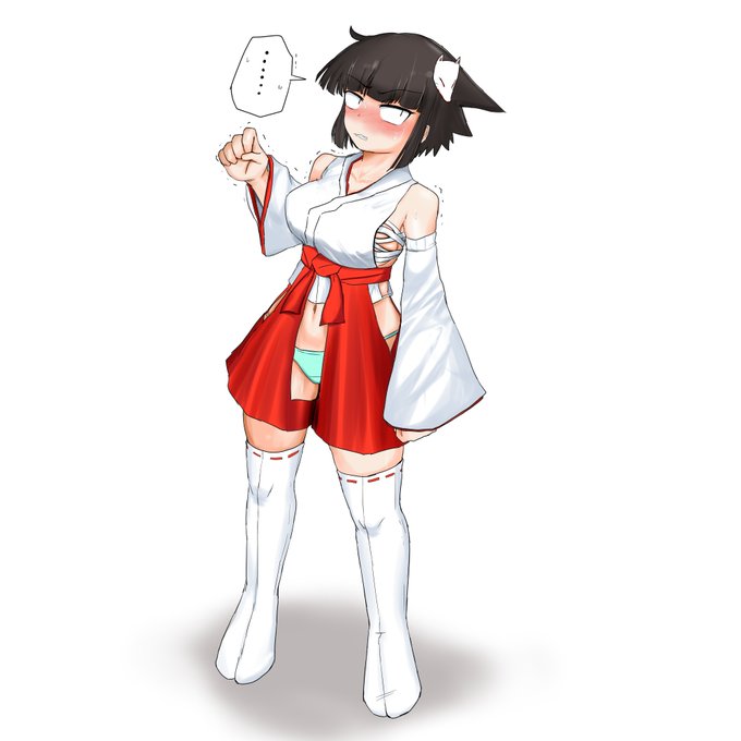 謎の改造巫女服トモコサン、定期的に自分の意志では絶対着ない服装させられたりそのまま戦う羽目になったりしてほしい 