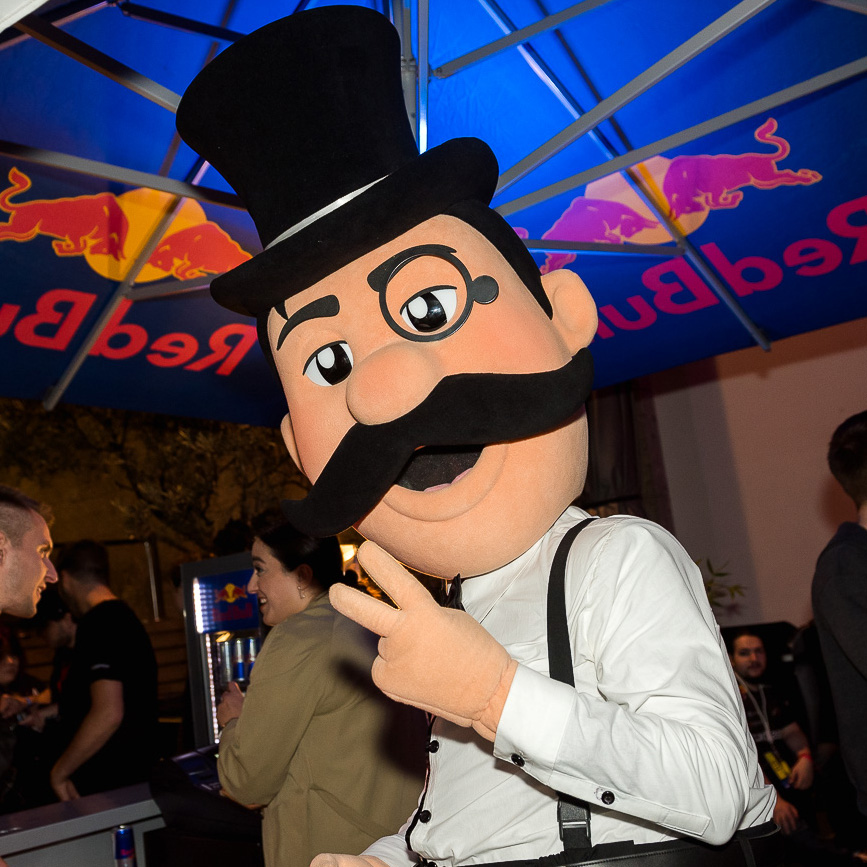 SkinBaron.com tweet media