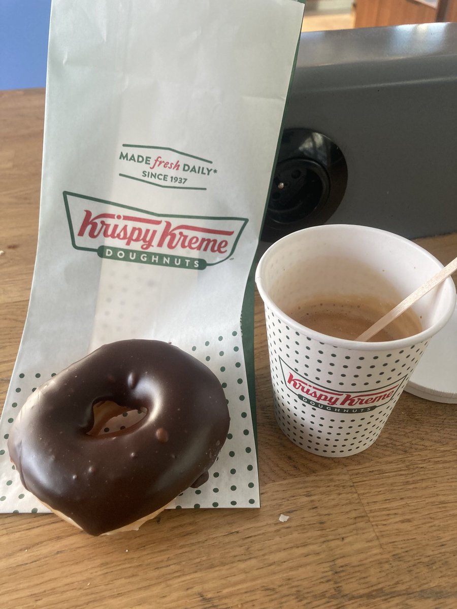 hervekempf's tweet photo. 4:45 AM rise and shine! Caught the 6 AM train to Paris, then off to Lyon at 9. A “long journey” calls for some energy, so I couldn’t resist !!!! I had to treat myself with a doughnut along the way…
Science is all about balance, right? 🤫 https://t.co/MGkSAtfGAT