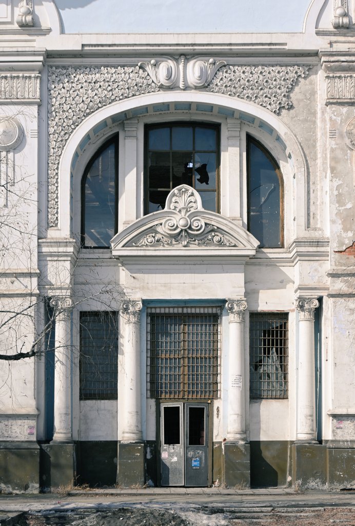 antonsibfoto's tweet photo. Sad beauty of abandoned building
#Biysk #Siberia #architecture #nikonphotography #urbex https://t.co/a8CRTTyOhv