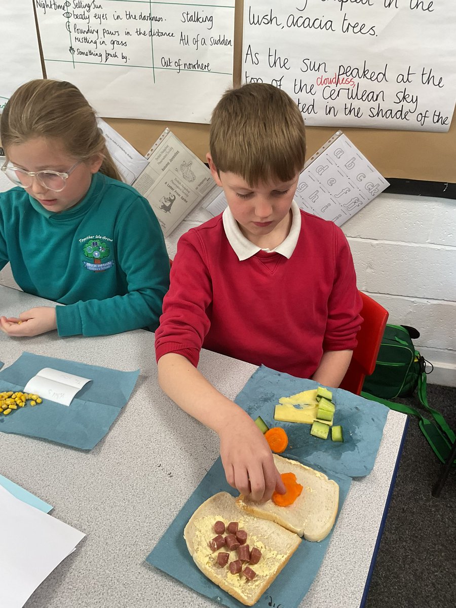 MrswhiteY6's tweet photo. Our lovely lunches 🥪@AlthorpeKeadby https://t.co/lL6iSVKsTw