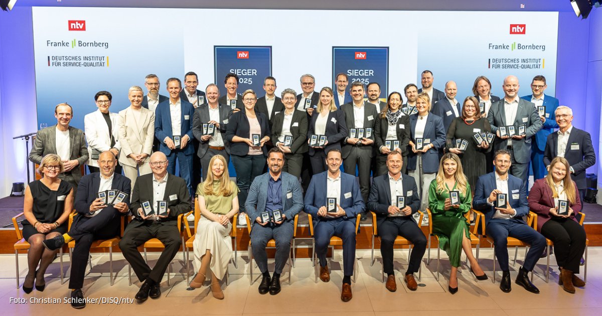 DISQ Deutsches Institut für Service-Qualität (@disqde) on Twitter photo 🏆 Deutscher Versicherungs-Award 2025 – was für ein Abend!
Herzlichen Glückwunsch an alle Preisträger:innen!
Danke an <a href="/ntvde/">ntv Nachrichten</a>, Franke und Bornberg & alle Beteiligten! 👏
👉 Infos: vers-award.de
#versaward #Versicherung #Award #ntv #FrankeUndBornberg #DISQ 🏆 Deutscher Versicherungs-Award 2025 – was für ein Abend!
Herzlichen Glückwunsch an alle Preisträger:innen!
Danke an <a href="/ntvde/">ntv Nachrichten</a>, Franke und Bornberg & alle Beteiligten! 👏
👉 Infos: vers-award.de
#versaward #Versicherung #Award #ntv #FrankeUndBornberg #DISQ