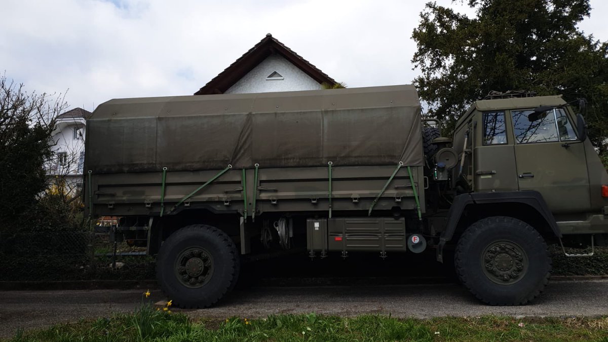 CU4O2's tweet image. Не уявляю як складно буде щас вертатись в ті оберти, які були у нашого фонду в кінці 24-го року, до наших пригод в Польщі та кримінальної справи, яку на нас відкривали там🥴

Наступний Штаєр будем завозити вже по іншій схемі, а якщо точніше, то буде пиздець яка багатоходовка