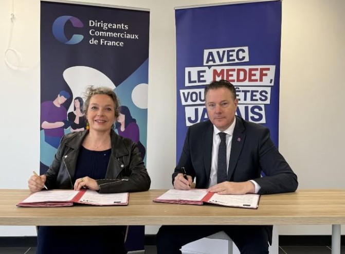 Très belle convention avec le DCF. Ce club historique de notre département du Gard .
Le MEDEF Gard sera au soutien de ce collectif !
1 ère étape le 9 Avril avec l’organisation des arènes de l’IA événement DCF