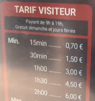 MaitreZemky's tweet photo. Faut se concentrer 5 sec, le tarif pour deux heures c'est 6 euros, ça apparait dans la vidéo.
50 euros c'est le FPS aprĂšs deux heures comme Ă peu prĂšs partout #SurroundedByIdiots https://t.co/Ec5koXcyia