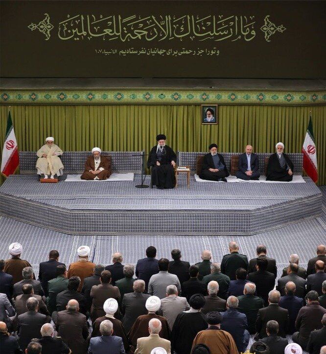 ایران اسلامی با حکمرانی دینی؛
 امروز الگوی مقاومت و پیشرفت برای ملت‌های مظلوم جهان است!
 این امکان نداشت مگر با حکمرانی دینی و زحمت مسئولان نظام!