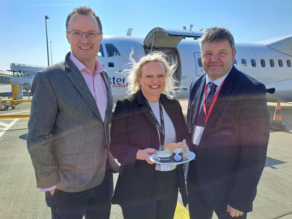 Eastern Airways UK (@easternairways) on Twitter photo Jam on cream? Or Cream on Jam? Southend to Newquay? Gatwick to Newquay - choices choices… #fly <a href="/NewquayAirport_/">Newquay Airport🇬🇧</a> to <a href="/SouthendAirport/">London Southend Airport</a> or <a href="/Gatwick_Airport/">London Gatwick LGW</a> with <a href="/EasternAirways/">Eastern Airways UK</a> for #cornwall or #London <a href="/visitlondon/">Visit London</a> <a href="/VisitCornwall/">Cornwall</a> Jam on cream? Or Cream on Jam? Southend to Newquay? Gatwick to Newquay - choices choices… #fly <a href="/NewquayAirport_/">Newquay Airport🇬🇧</a> to <a href="/SouthendAirport/">London Southend Airport</a> or <a href="/Gatwick_Airport/">London Gatwick LGW</a> with <a href="/EasternAirways/">Eastern Airways UK</a> for #cornwall or #London <a href="/visitlondon/">Visit London</a> <a href="/VisitCornwall/">Cornwall</a>