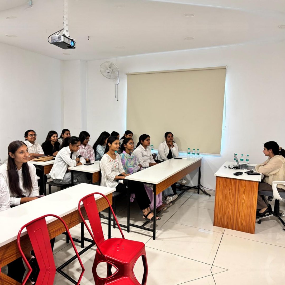 ZGTraining's tweet photo. 🚀 Exciting day at ZestGeek!

We welcomed bright minds from Rayat Bahra University, Mohali, for an inspiring industrial visit. From exploring tech innovations to gaining real-world insights, it was a day of learning &amp; growth! 💡💻

#ZestGeekTech #RayatBahraUniversity https://t.co/YKyWEuxAtd