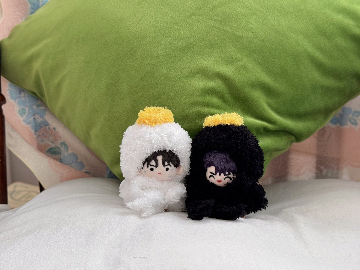 RT이벤트 두번째..!!! 
🔥🔥RT추첨하여 두분께 5cm or 10cm 중 원하시는 뜨개의상을 보내드립니다! 

😉 (4/7 ~ 3일간 따로 주문 받을 뜨개라인입니다.수량에 따라 최대 한달 내 배송합니다)