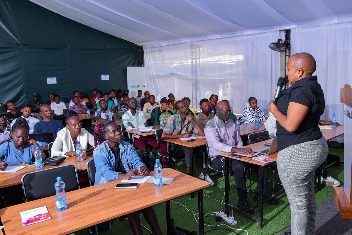 ASSEKnews's tweet photo. Why do you think #MSMEs are still facing challenges such as #accessingfinance,navigating regulatory frameworks?
The IYBA seeds project successfully held policy townhalls & came up with actionable recommendations aimed at bridging policy gaps & enhance the ease of doing business. https://t.co/tiOOKhNB1e