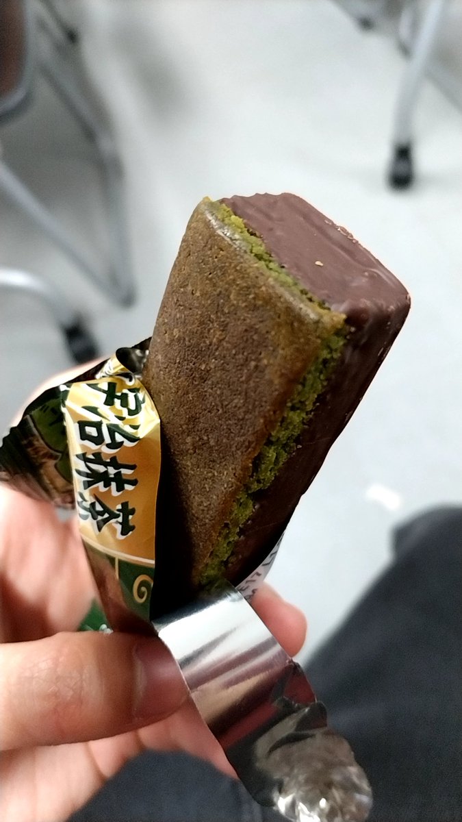 esc_voiced_iD's tweet photo. ブラウニー　うまい https://t.co/P6xfDUR46v