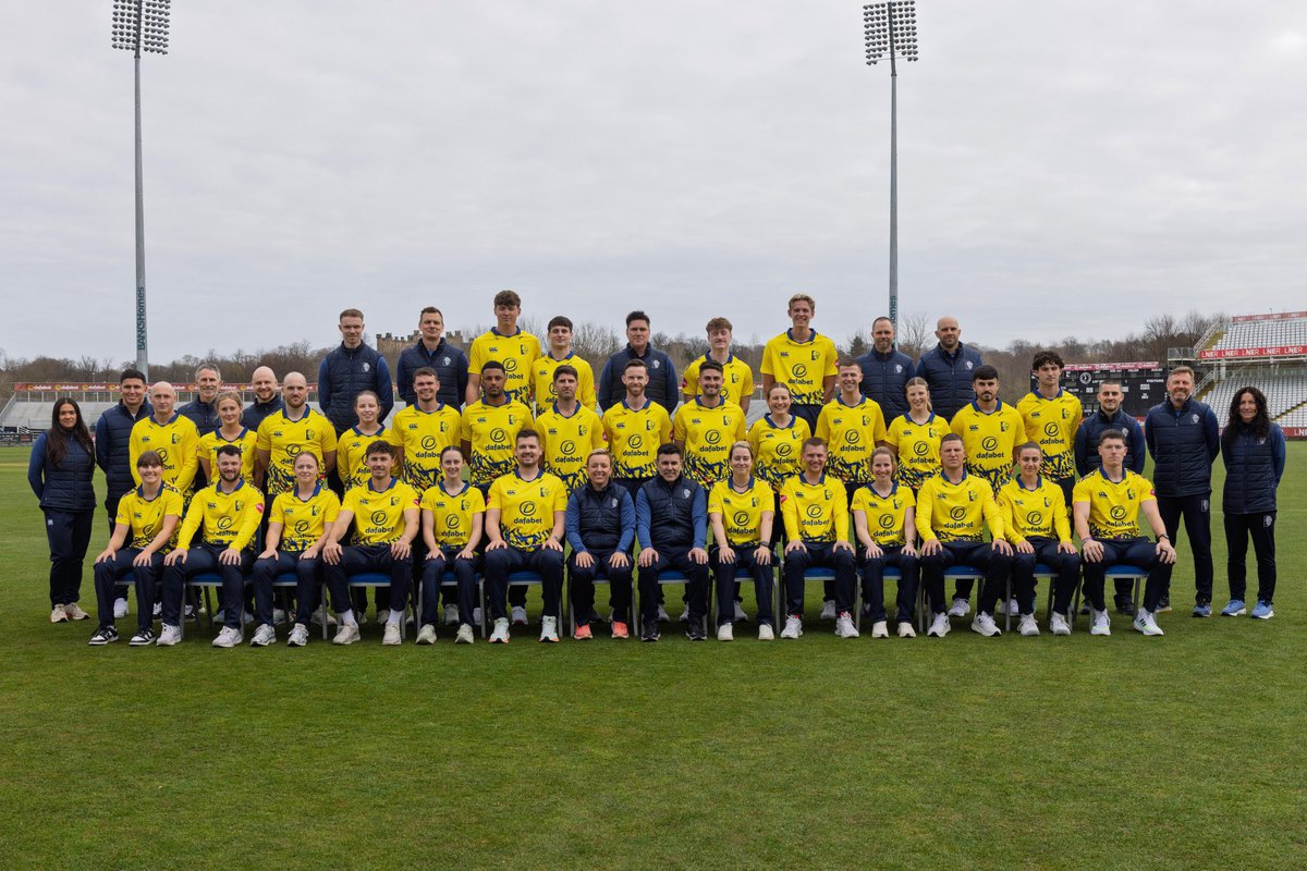First day of the season is finally here &amp; what an exciting season to be a part of! Good luck to the <a href="/DurhamCricket/">Durham Cricket</a> lads &amp; everyone else kicking off their <a href="/CountyChamp/">Rothesay County Championship</a> campaign today 🤝 #ForTheNorth