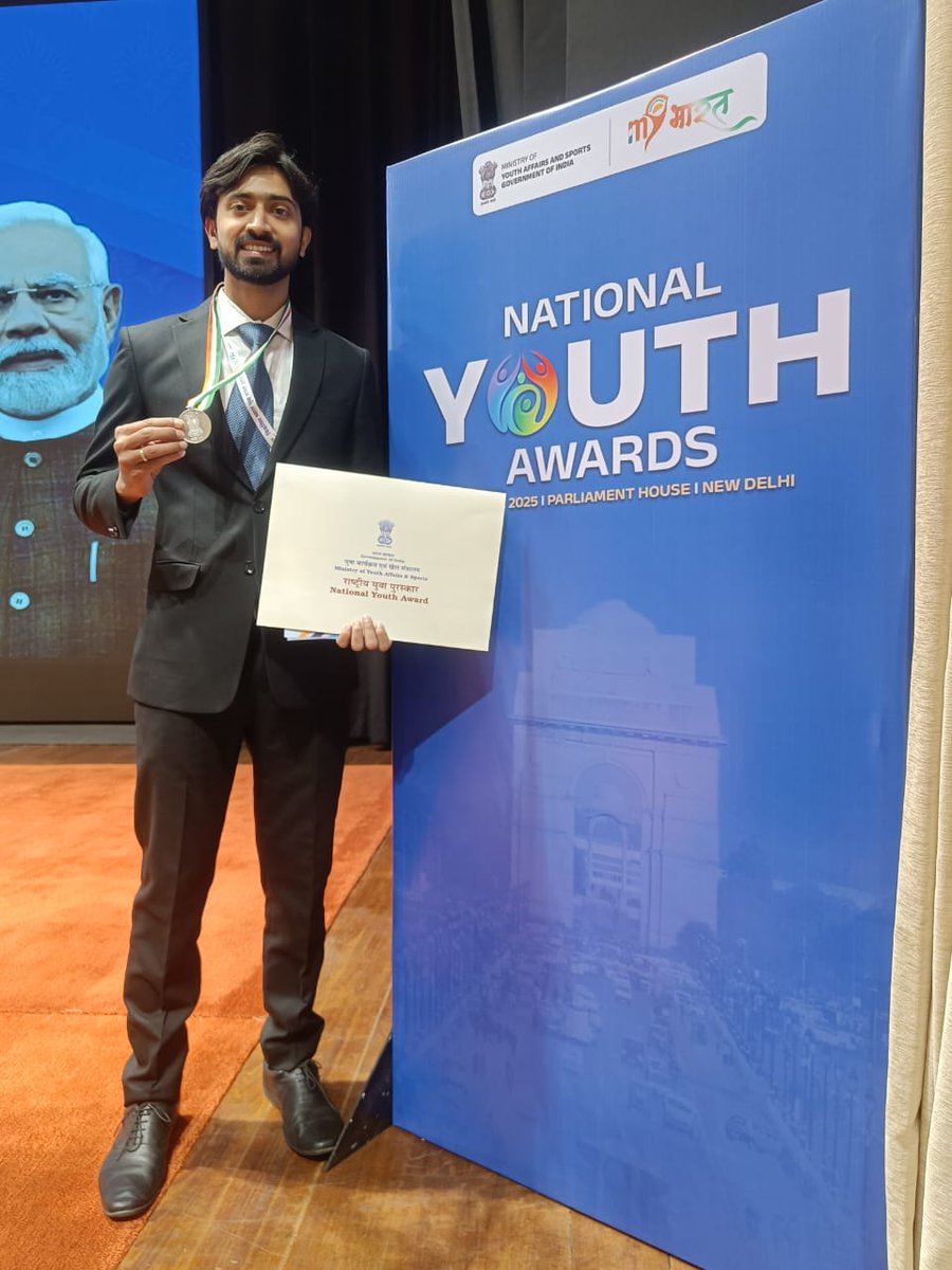 Let's Be The Change tweet media